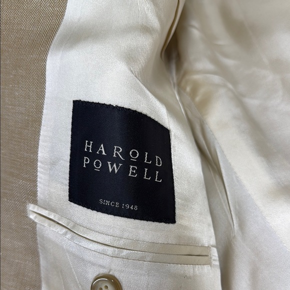 Harold Powell Tan Sport Coat with Notched Lapels - Picture 5 of 5